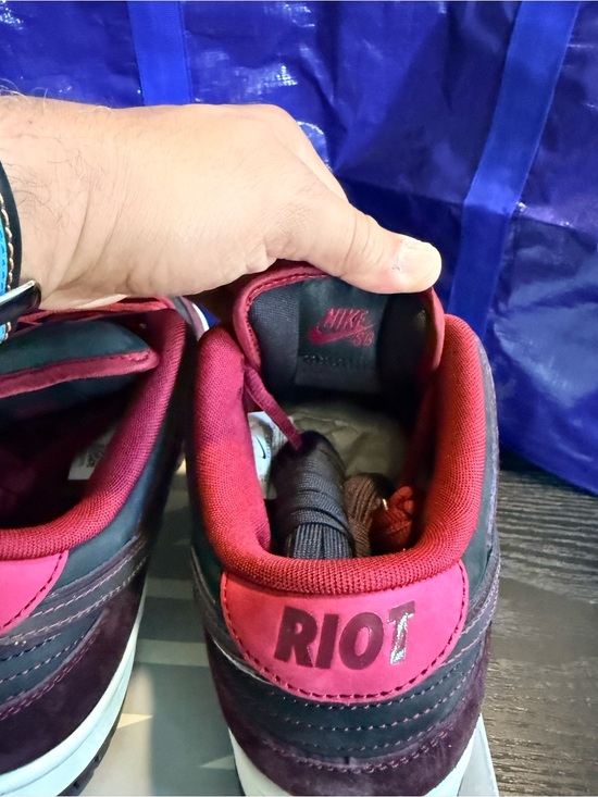 Nike Burgundy and Black Skate Shoes